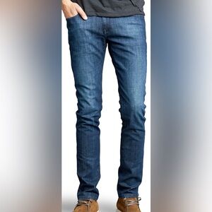 NWOT - Mott & Bow Slim Mosco Jeans in Medium Blue Size 35x30